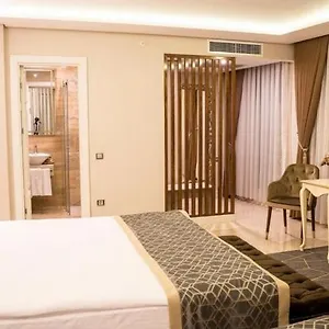 Moda Mour Apart Otel